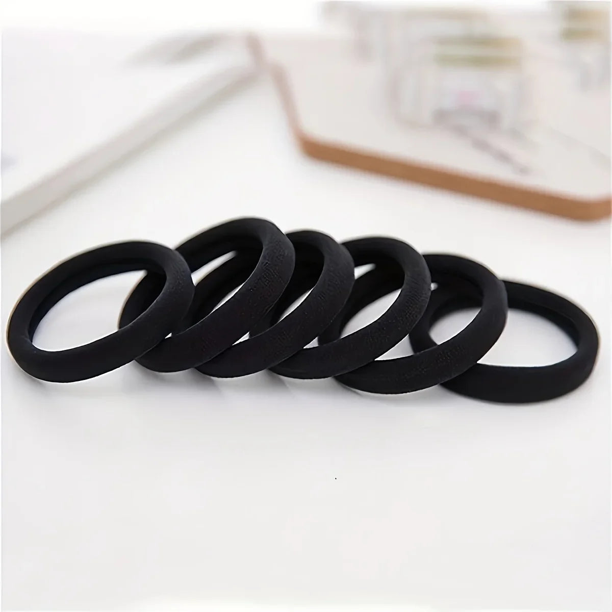 Band 50pcs High Elasticity Solid Color Rubber , Fashionable Simple Hair Accessories Ideal Gift Choice For Women And Girls