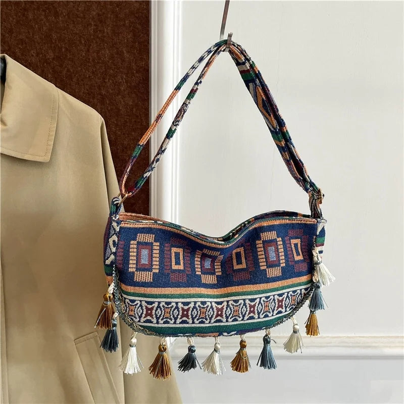 Large-capacity tassel 2025 fashionable new Tote crossbody bag, single-shoulder ins dumpling bag for women