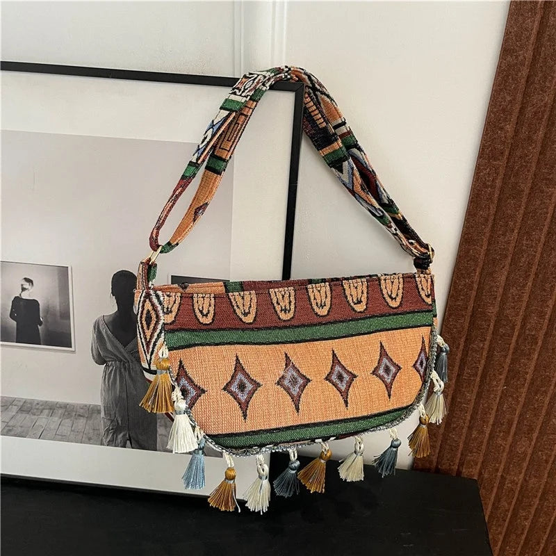 Large-capacity tassel 2025 fashionable new Tote crossbody bag, single-shoulder ins dumpling bag for women