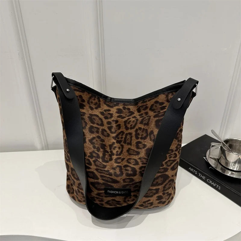 Leopard Shoulder Bag for Women Ladies Top Handle Purse Large Capacity Fashion Tote Shoulder Handbag Tote Handbag Travel Tote Bag