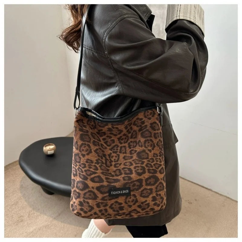 Leopard Shoulder Bag for Women Ladies Top Handle Purse Large Capacity Fashion Tote Shoulder Handbag Tote Handbag Travel Tote Bag